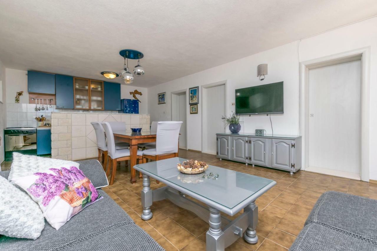 Apartments Babaja Трогір Екстер'єр фото