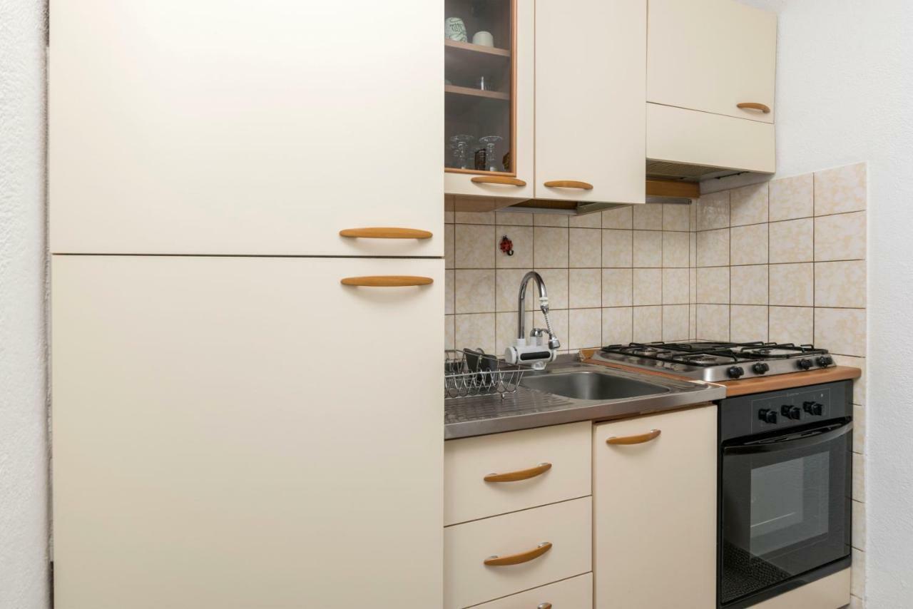 Apartments Babaja Трогір Екстер'єр фото