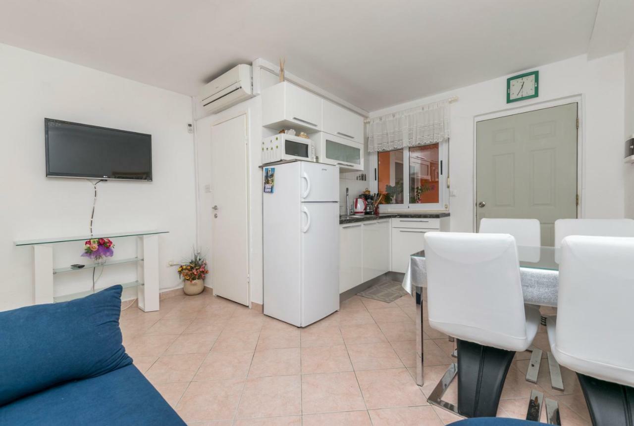 Apartments Babaja Трогір Екстер'єр фото