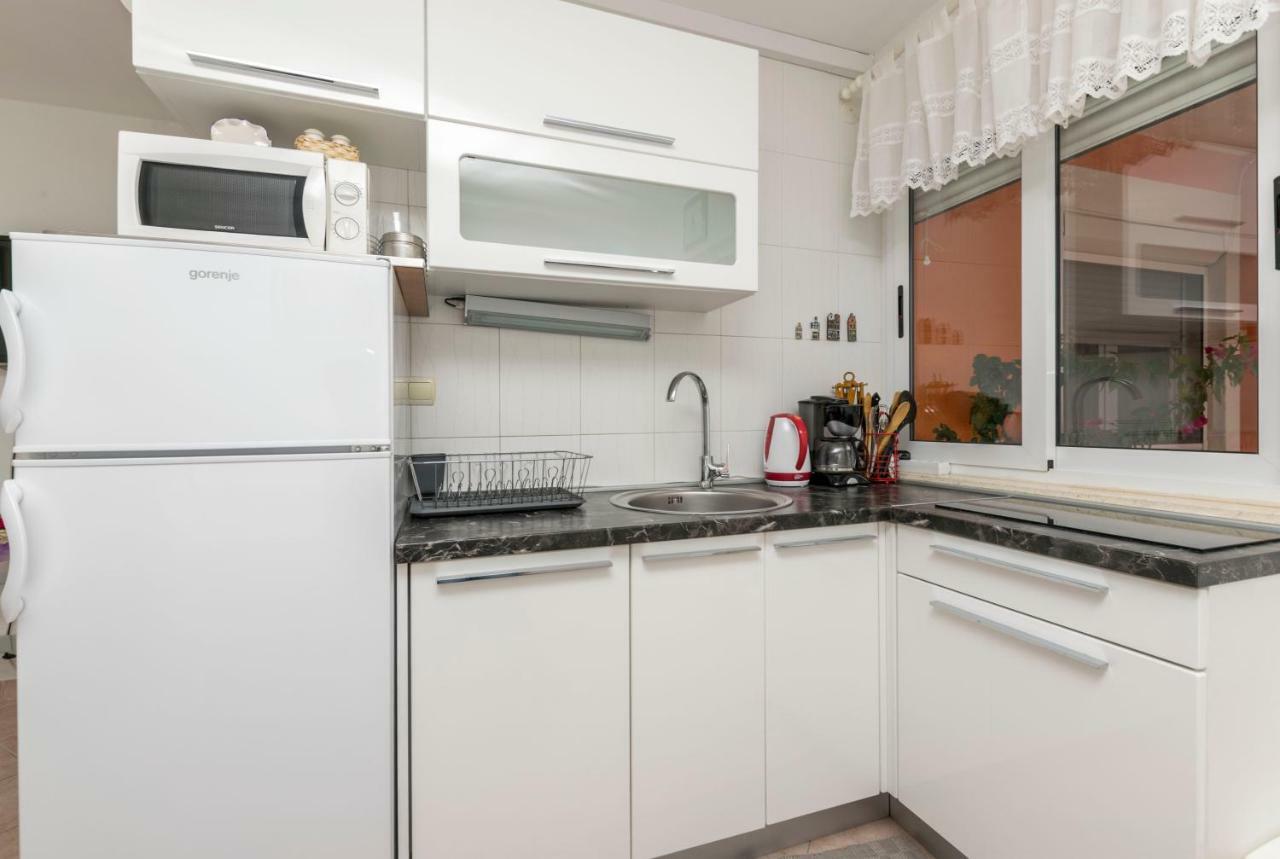 Apartments Babaja Трогір Екстер'єр фото