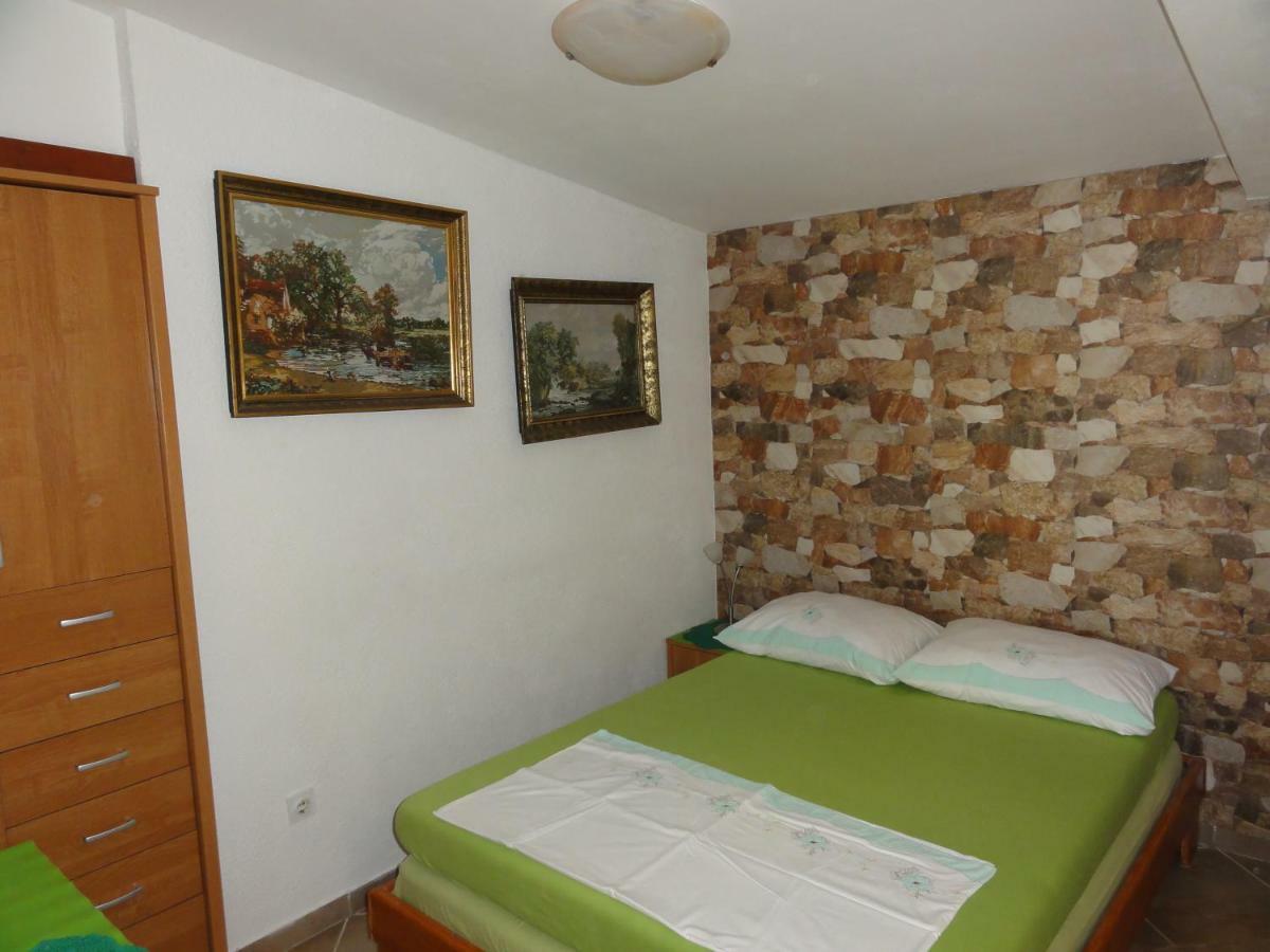 Apartments Babaja Трогір Екстер'єр фото